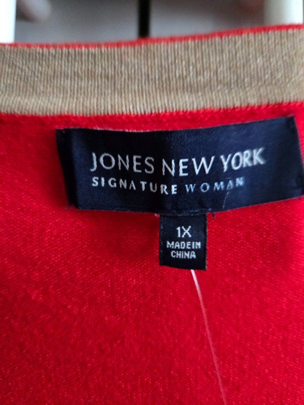 NWT JONES NY Signature Woman  - New Cardigan - 1X - Tomato Red/Gold Buttons